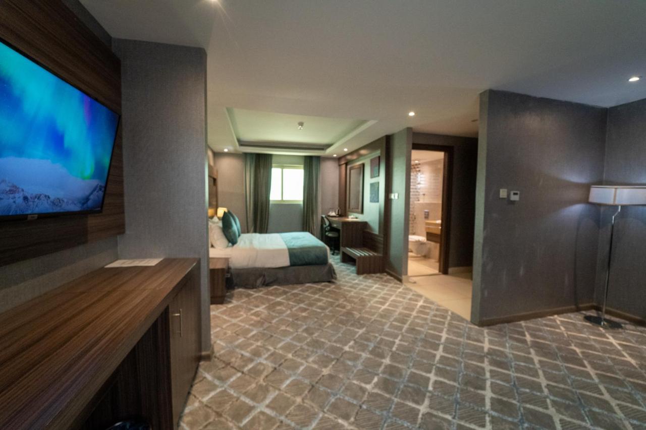Continent Sumou Hotel אל חובר מראה חיצוני תמונה