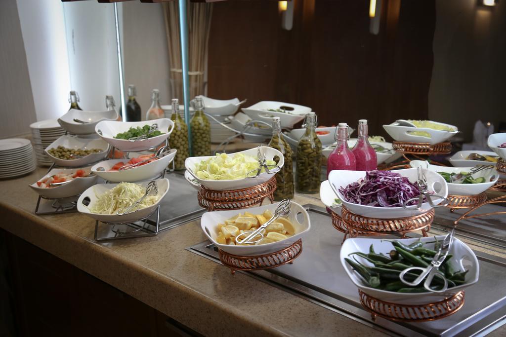 Continent Sumou Hotel אל חובר מראה חיצוני תמונה